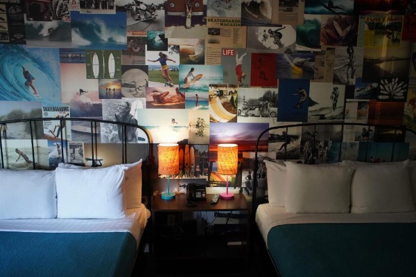 Huntington Surf Inn image 21