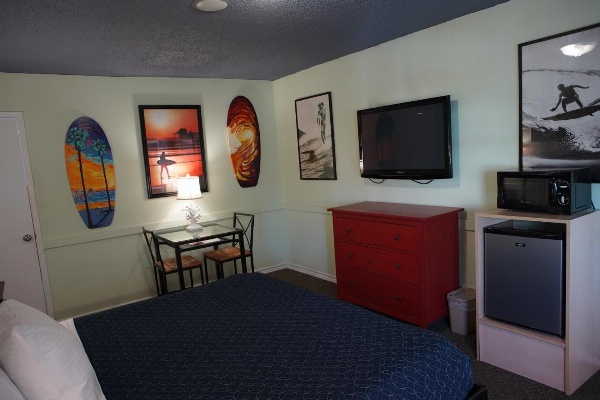Huntington Surf Inn image 7